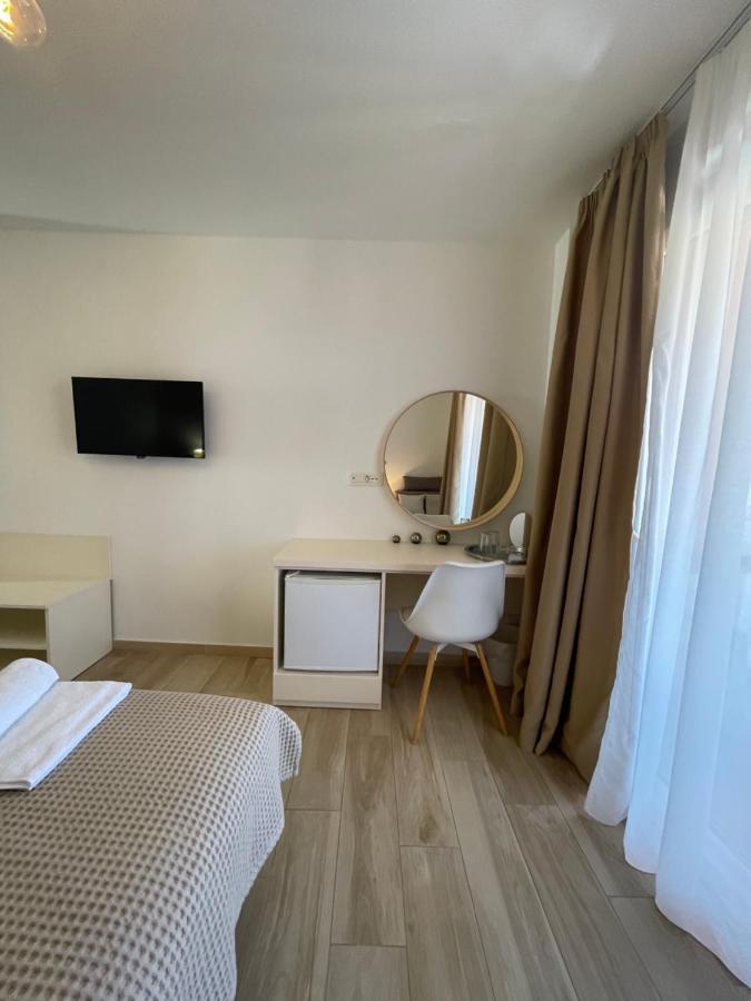 St. Nicholas Rooms Hvar Town Exterior foto
