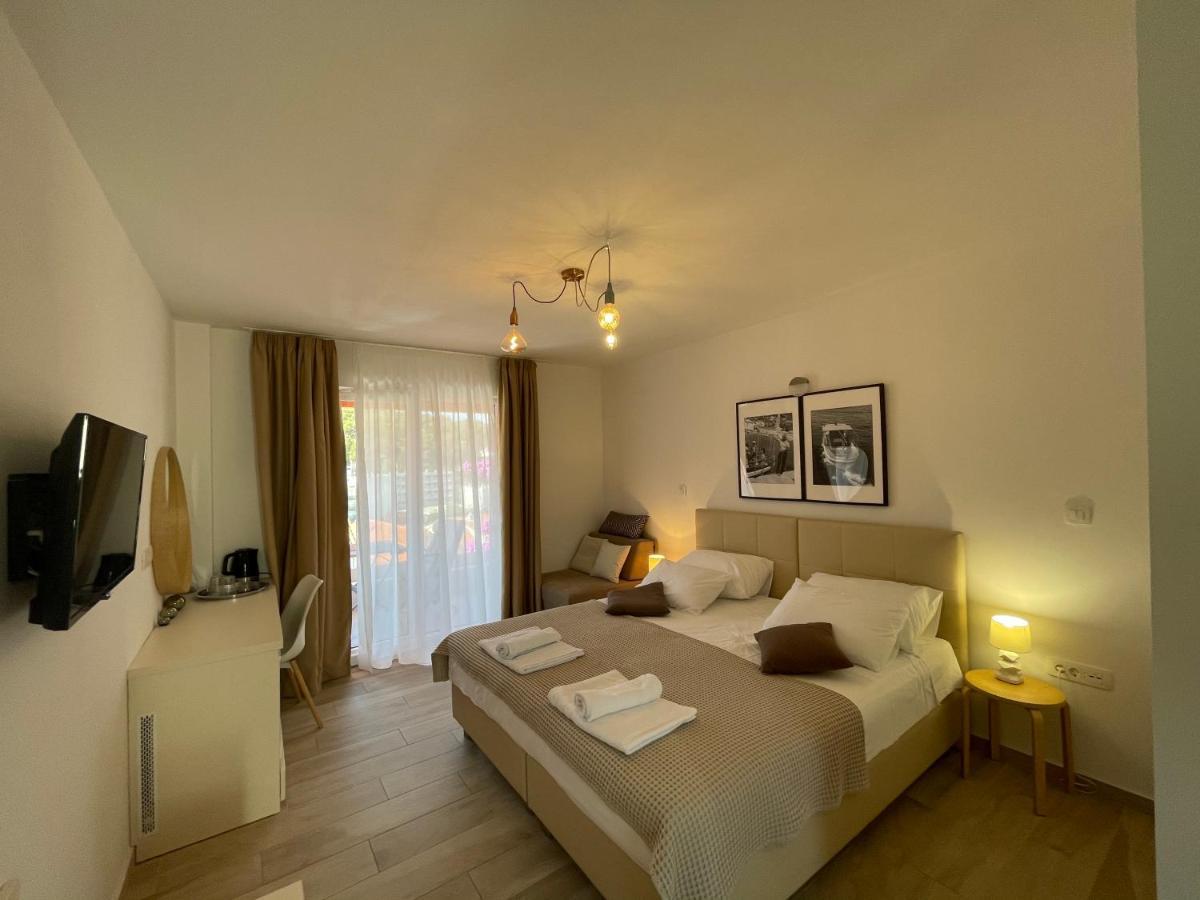 St. Nicholas Rooms Hvar Town Exterior foto