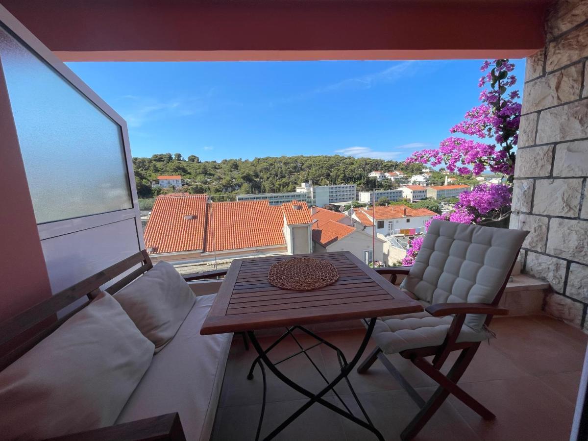 St. Nicholas Rooms Hvar Town Exterior foto